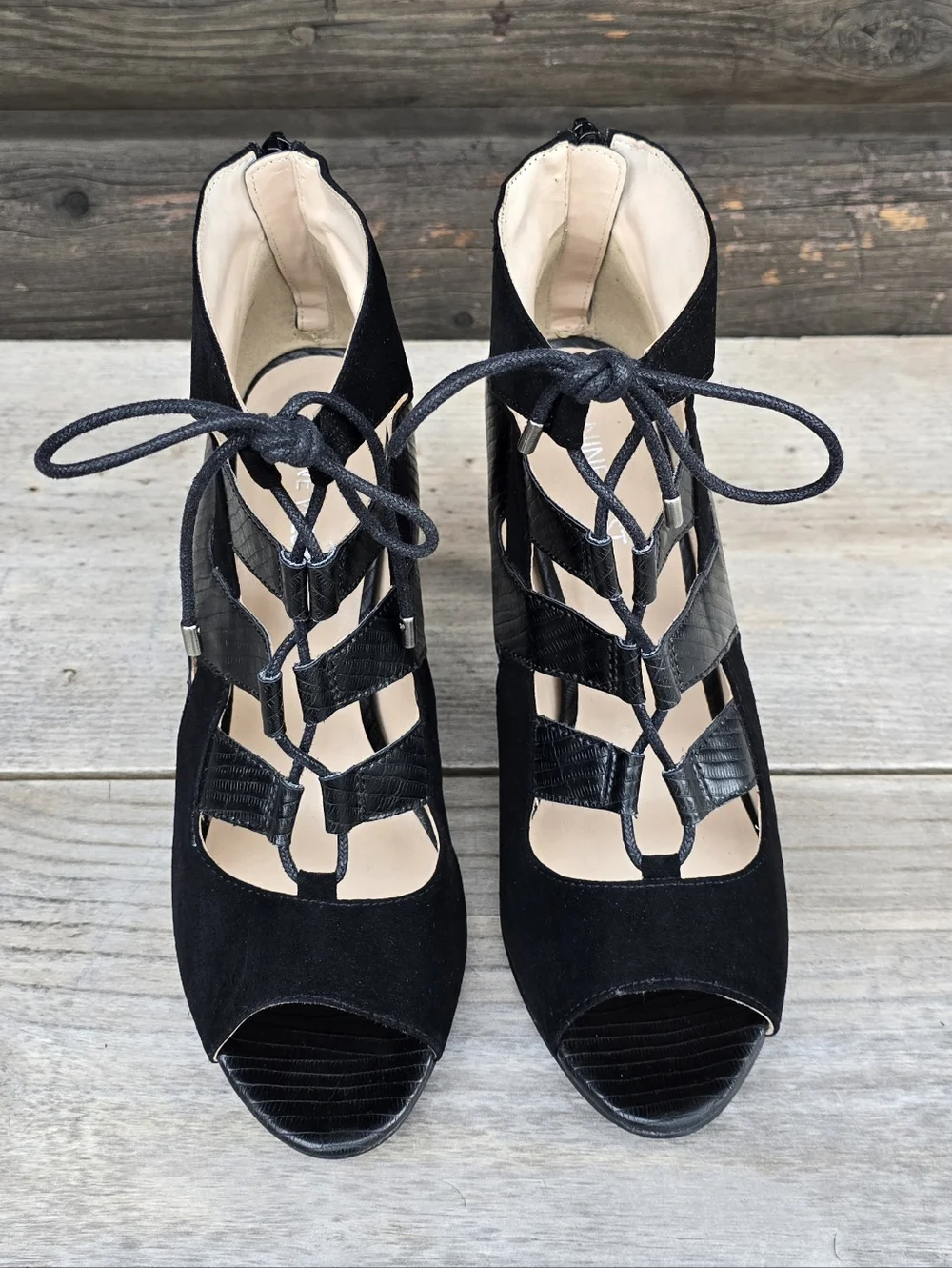 Nine West Stiletto Y2K Glam Revival Caged Lace Up Stiletto Bootie 8.5M